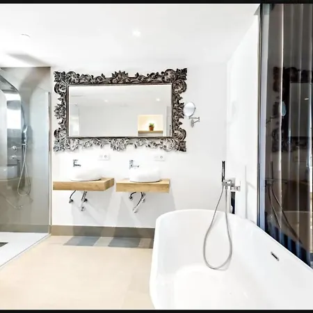 Apartment Puerto Banus Luxury Located In Harbor *