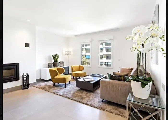 Puerto Banus Luxury Located In Harbor Appartamento Marbella