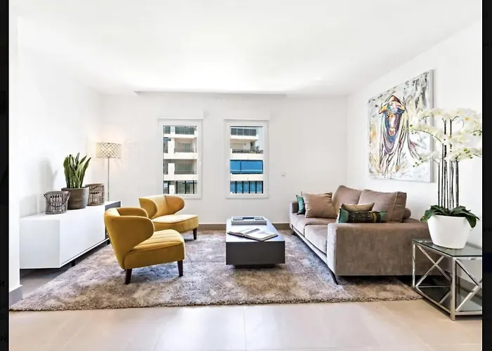 Puerto Banus Luxury Located In Harbor * Marbella