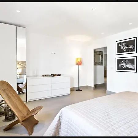 Puerto Banus Luxury Located In Harbor * Marbella